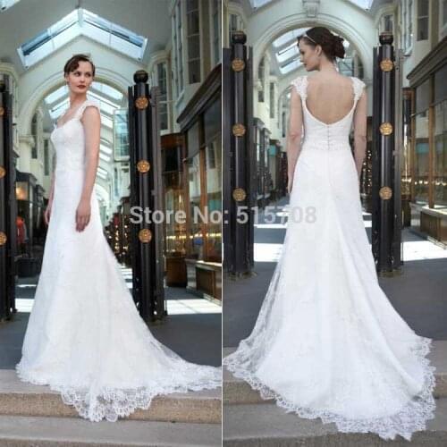 Sexy Lace Wedding Dresses Scoop With Straps Backless A line Sweep Train Elegant Garden Bridal Gowns Free Shipping