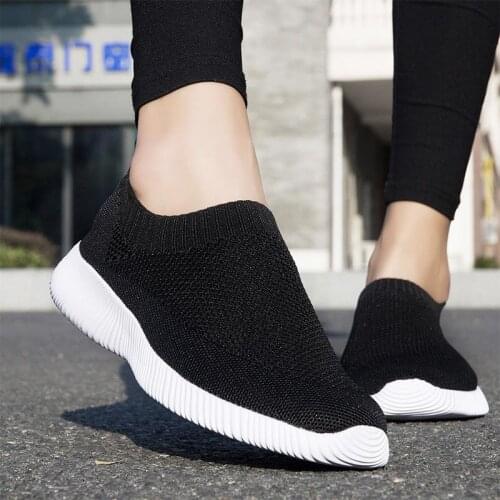 Big Size Summer Lightweight Sock Sneakers Women Sport Shoes Womens Sports Shoes Running Femme Black Knit Tennis Athletic B-468