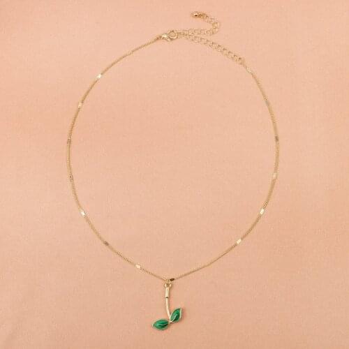 Trendy Vintage Elf Green Leaf Pendant Necklace Stainless Steel Necklace Long Chain Necklace Jewelry Women Gifts Bijoux