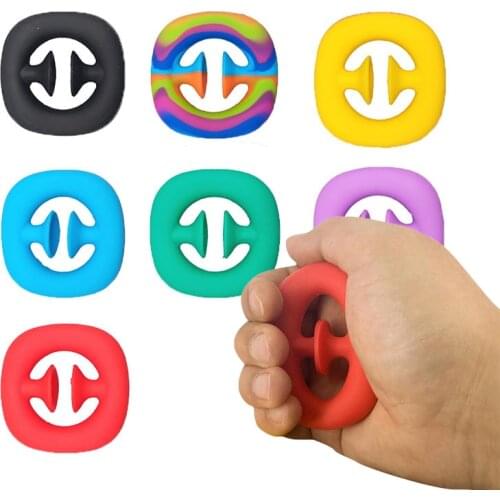 SNAPPERZ Suction Cup Workout Fitness Training Decompression Grip Ball Arm Power Hand Grips Strengthener Exerciser Equipment