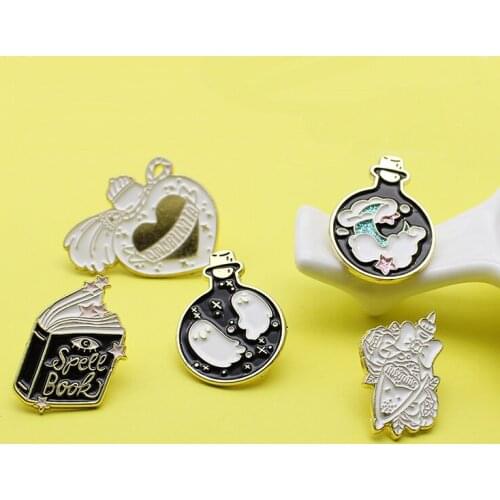 New fashion Enamel Brooch Black and white magic perfume bottle Lapel Pin School of magic Creative Badge