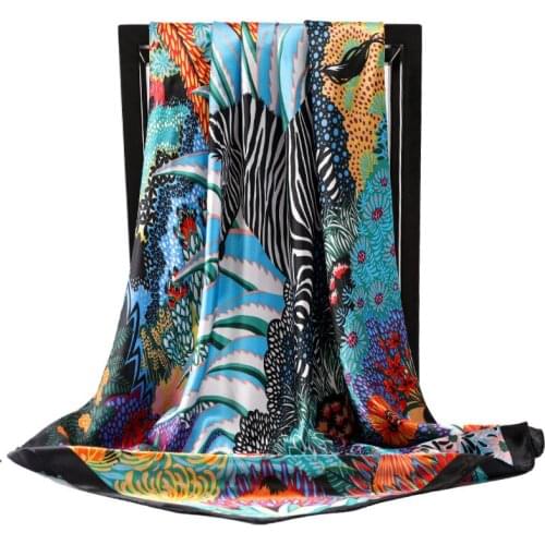 2021 Summer Popular Silk Scarves Female Ethnic Print Bandanna Luxury Dustproof Square Kerchief Fashion 90X90CM Sunscreen Shawl