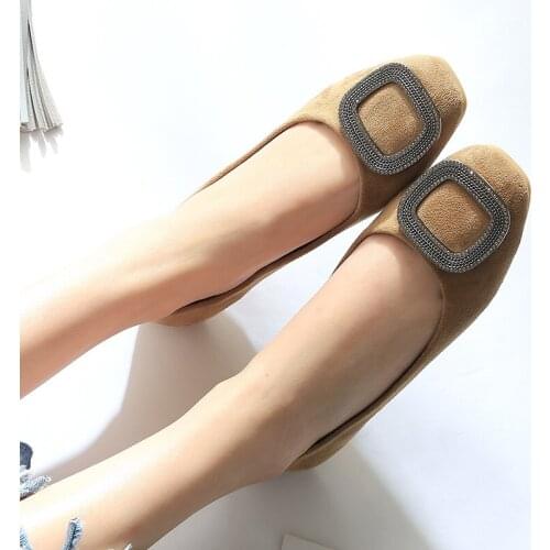 2021 Spring New Ladies Flat Shoes Casual Comfortable Slip-On Flats Womens Shoes Plus Size 35-42 Woman Soft Driving Single Shoes