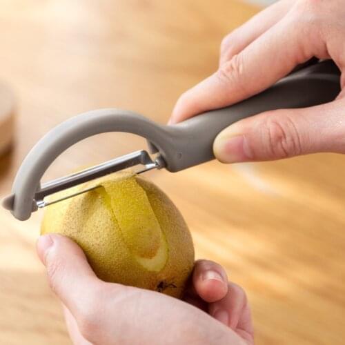 China stainless steel vegetable fruit peeler multi-functional hangable anti rust kitchen accessories with long hand