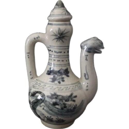 Early collection of Yuan blue and white hand-painted chicken head teapot antique porcelain ornaments