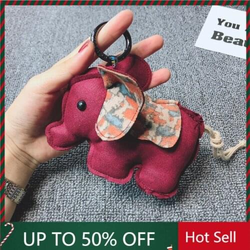 2021 New Originality Fashion Pink Blue Elephant Keychain Anime Temperament Tideway Key Chain Womens Backpack Ornament Wholesale