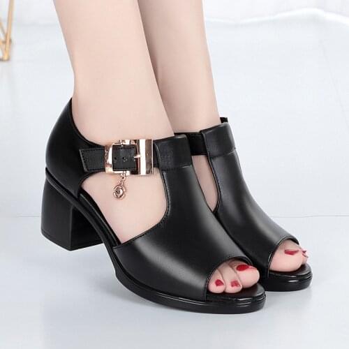 2021 Fashion New Plus Size Solid Summer Women Pumps Peep-toe Buckle Strap PU Casual Mom Sandals 5.5cm High Heels Ladies Shoes
