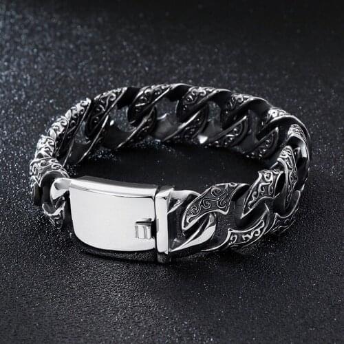 Personality mens jewelry Titanium steel interlocking totem pattern bracelet fashion mens stainless steel bracelet
