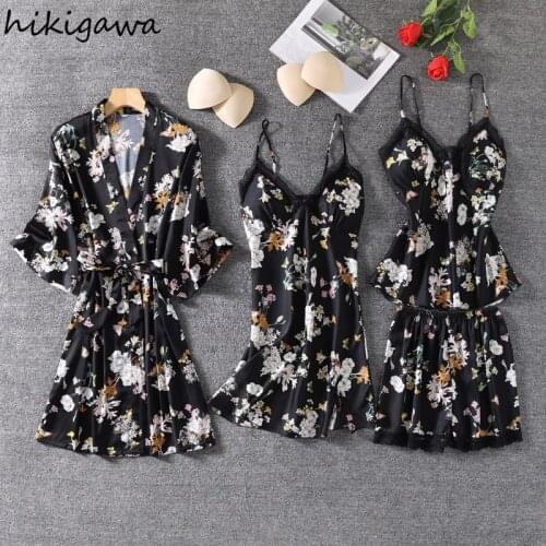 Hikigawa Spring Autumn Imitation Silk Fashion Floral Sling Nightdress with Chest Pad Home Service 4 Piece Set Pajamas for Women