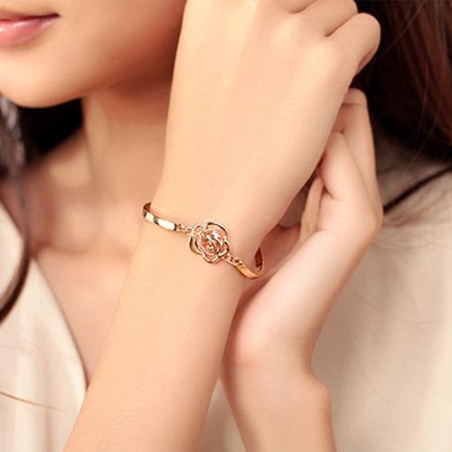 ECHIDNA Golden Bracelets