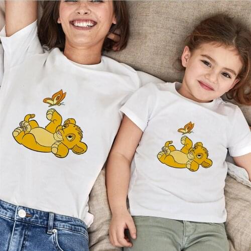 New Fashion Disney Cartoon T Shirts The Lion King Simba Printed Cute Kawaii Matching Family Clothes Tee Shirts Short Sleeve Tops