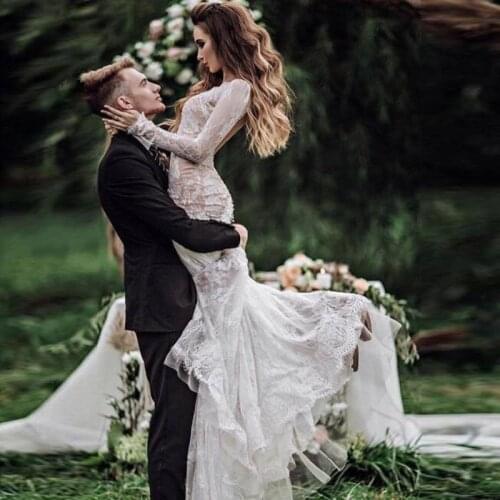 Gorgeous Lace Mermaid Outdoor Wedding Dresses Long Sleeves Sexy Backless Summer Bridal Gowns Sweep Train Light Wedding Vestidos