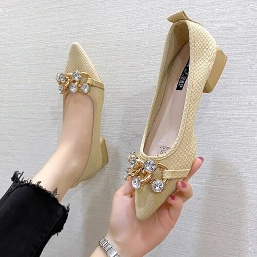 2021 Fashion Pointed Toe Square Low Heel High Heels Elegant Pearl Rhinestone Buckle Soft Leather Party Dress Shoes Female Pumps