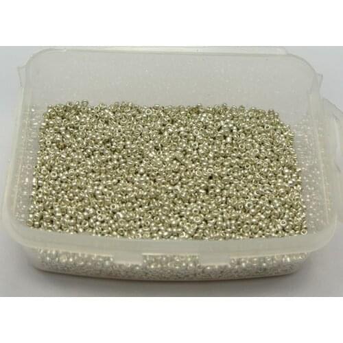 10000 Silver Colour Metallic Glass Seed Beads 1.5mm (12/0) + Storage Box