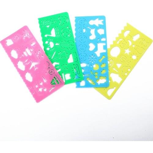 4pcs/Set Cartoon DIY Painting Set Ruler Creative Animal Aircraft Model For Kids Gift Plastic Drawing Template Painting Ruler