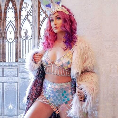 Bling Fish Scale Sequins Two Piece Set Sexy Hollow Out Crop Top Link Chain Tassels Mini Skirts Outfits Summer Beach Matching Set