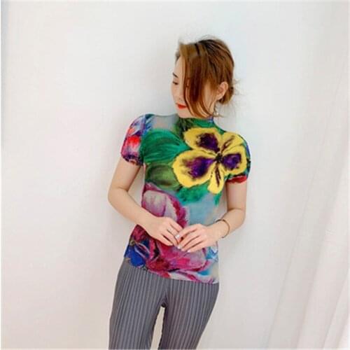 Miyake pleated tofu pleated print top womens summer temperament stand-up collar short-sleeved t-shirt was thin bottoming shirt
