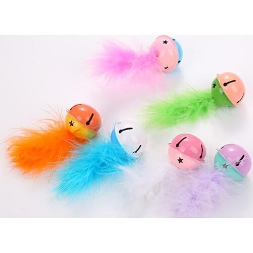Interactive Durable Ball Cat Toy With Feather Squeaky Balls Exercise Toy For Pet Cats