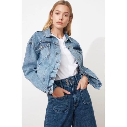 Trendyol Basic Denim Jacket TWOSS20CE0038