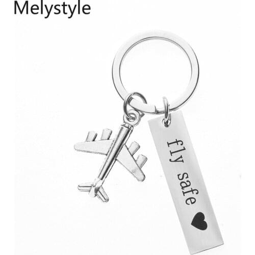 2019 FLIGHT CREW keyring Fly Safe Plane Keychain Couples Women Men Boyfriend Husband Pilot-Flight Attendant Gift Airplane Key Fo