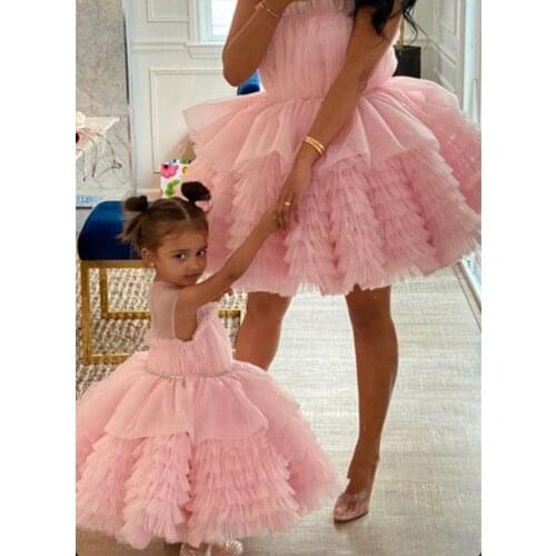 Pink Tiered Knee-Lengh Mother Daughter Gowns Puffy Flower Girl Dresses For Wedding Kids Pageant First Communion Dress