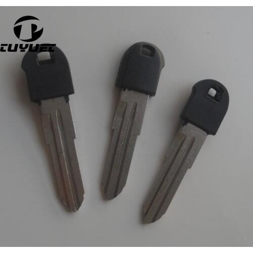 Brand New Uncut Insert Smart Small Key Blank For Toyota Smart Spare Key Blade TOY41
