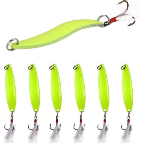 Sequins Luminous Willow Leaf Spoon-shaped Iron Feathers Noise Piece Artificial Bait Freshwater Sea Fishing Alice Bass Bait Hook