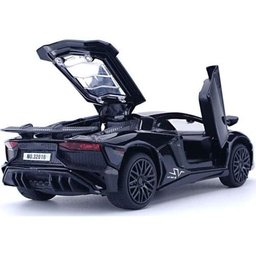 Hot Alloy Diecast Model Car 1:32 Aventador Flashing Light Children Metal Car Toys Pull Back Wheels Kids Birthday Christmas Gifts