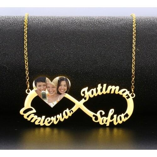 Personalized 3 Names Necklace Engraved Text Photo Num 8 Shape Charm Pendant Necklace for Family Friends Women Jewelry Gift