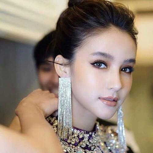 2020 hot selling all flash Rhinestone long tassel chain pendant earrings womens fashion jewelry exquisite womens statement Ear