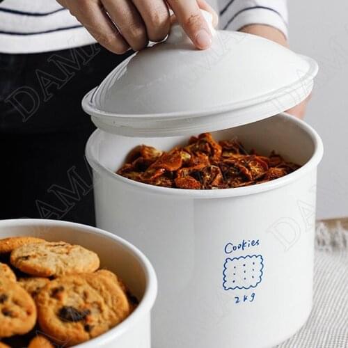 Simplicity Metal Storage Jars Seal Cereal Dispenser Kitchen Spices Organizer Living Room Desktop Snacks Tank Home Decoration