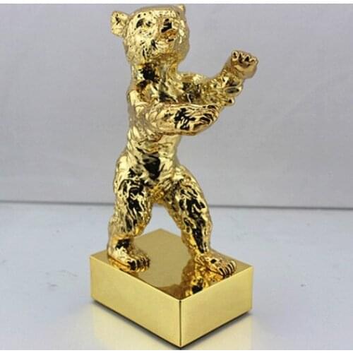 2019 hot sale Berlin golden bear movie trophy award resin craft souvenir home decoration engraving