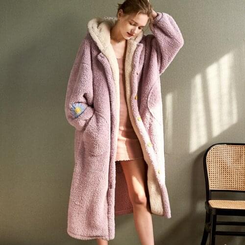Bathrobe With Thickened Flannel Autumn And Winter Cute Home Clothes Can Wear Outside Long Night Gown Women Warm Nightie