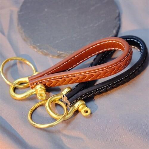 Vintage Brass Metal Buckle Cowhide Leather Keychain Waving Leather Auto Waist Brass Horseshoe Buckle Key Chain Car Keyholder