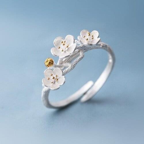 Women's Gold Rings YN HE YB China