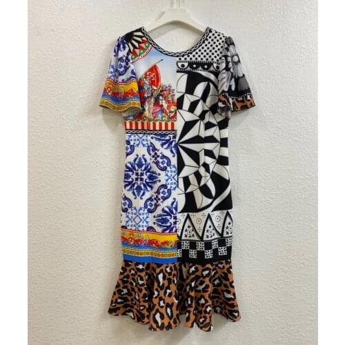 Summer 2021 Fashion Runways Womens High quality retro print short sleeves dress B534