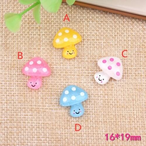 Free Shipping 20pcs 16*19mm Cute Transarpent Acrylic Resin Cabochons Ornament Kawaii Mushroom Patch Sticker Clay Beads charms