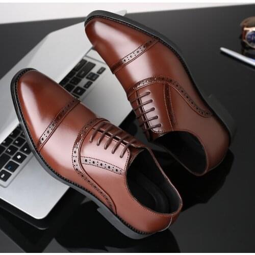 Designer Formal Men Dress Shoes Male Leather Classic Brogue Shoes Flats Oxfords For Wedding Office Business