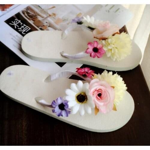 Free shipping new lady flowers home casual slippers wooden shoes woman flat feet slippers Beach Flio flop Girl shoes