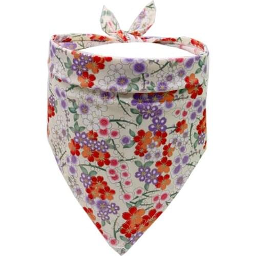 80PCS / LOT New Pet Triangle Scarf Made Of Cotton Dog Drool Scarf Cat Dog Accessories Scarf Pet Supplies