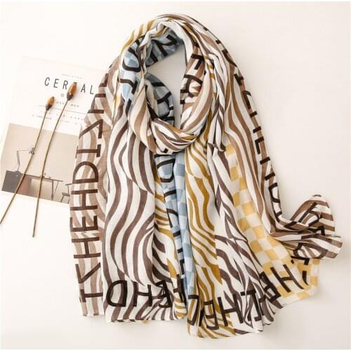 Ladies Fashion Lovely Zebra Pattern Fringe Viscose Shawl Scarf High Quality Wrap Pashmina Stole Bufandas Muslim Hijab 180*90Cm