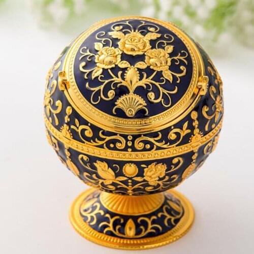 European Style Metal Ashtray Globe Shape Ash Tray with Lid Windproof Cigarette Ash Holder Home Decor Boy Friend Father Gift