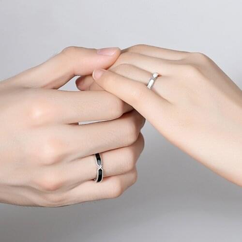 2Pcs Black and White Lovers Knot Ring Bands Kit Couples Matching Rings Promise Wedding Bands Adjustable for Him and Her