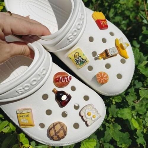 Lovely Croc Charms Cute Croc Charms Designer 2021 New Brand Shoe Charms Hot Sale Shoe Decoration for Croc JIBZ Fashion