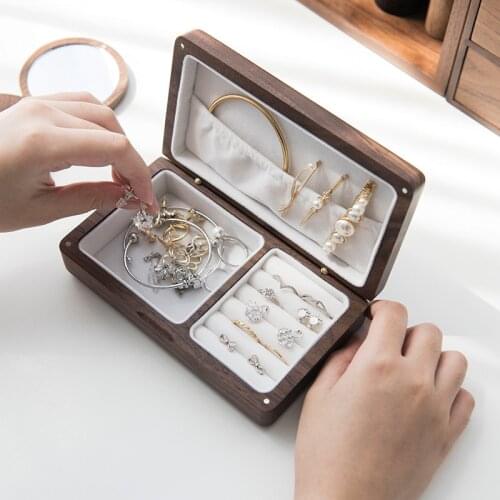 Solid Wood Jewelry Storage Box High-grade Exquisite Necklace Bracelet Finishing Box Portable Simple Small Jewelry Walnut