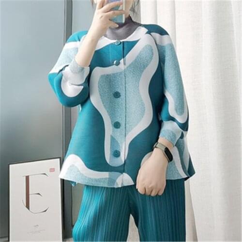 Miyake Pleated Tops Jacket Pure Color Short Jacket Fashion Looks Thin 2021 Autumn New Product Pure Color Cardigan Top Women