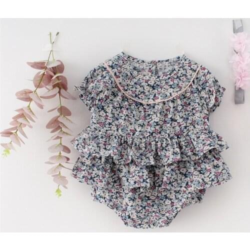 Infant Retro baby girls clothes floral printing cotton short-sleeved Romper Layered ruffles delivery hairband set