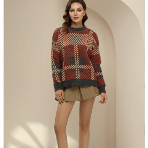 Womens Casual Long-sleeved Loose Sweater Fashion Contrast Color Plaid Round Neck Knitwear