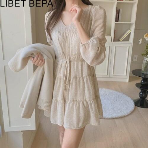 2021 New Women Spring Summer Dresses V-Neck Fashionable Floral High Waist Chiffon Vintage Korean Lady Lace Up Mini Dress DR3320