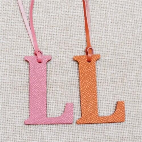 Genuine Leather English Letters Charm L Character Alphabet Keychain Women Leather Bag Pendant Handbag Ornament Customized